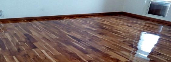 Lantai Kayu Solid