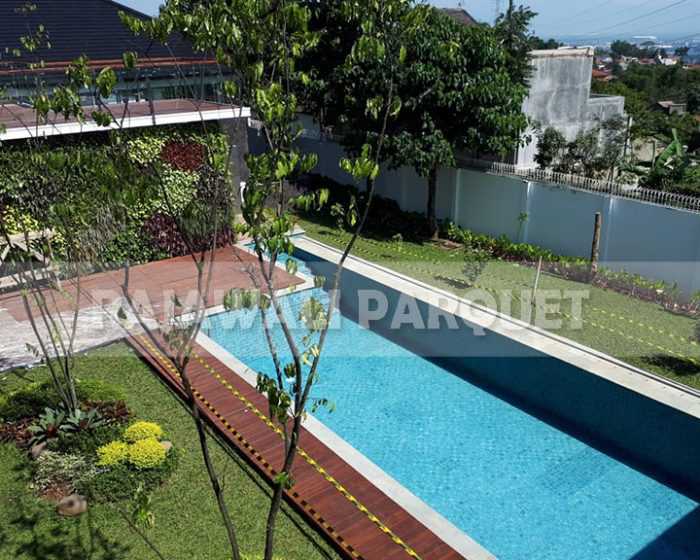 lantai kayu rumah bapak aher 12
