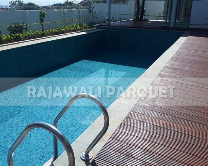 lantai kayu rumah bapak aher 8